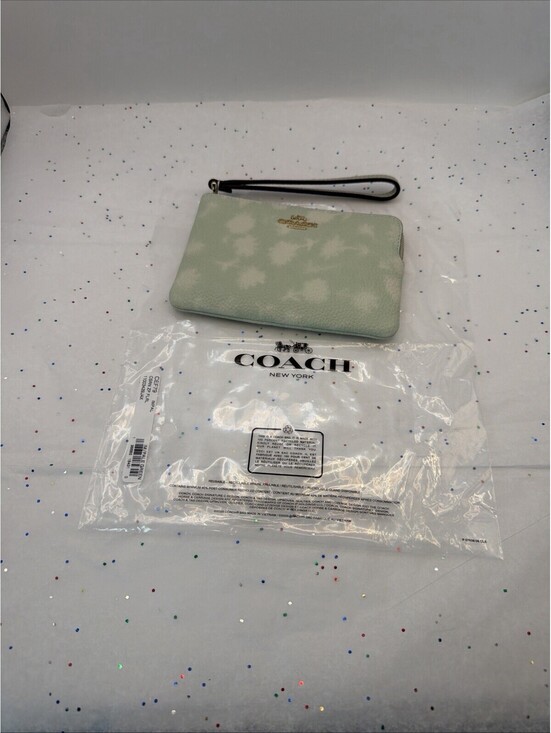 Coach Handbags - NWT Coach Corner Zip Wristlet CEF79 Pale Green Floral Print Leather Wallet